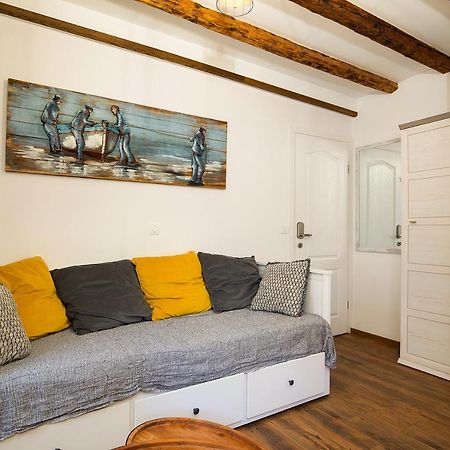 Domus Maximus Apartman Póla Kültér fotó