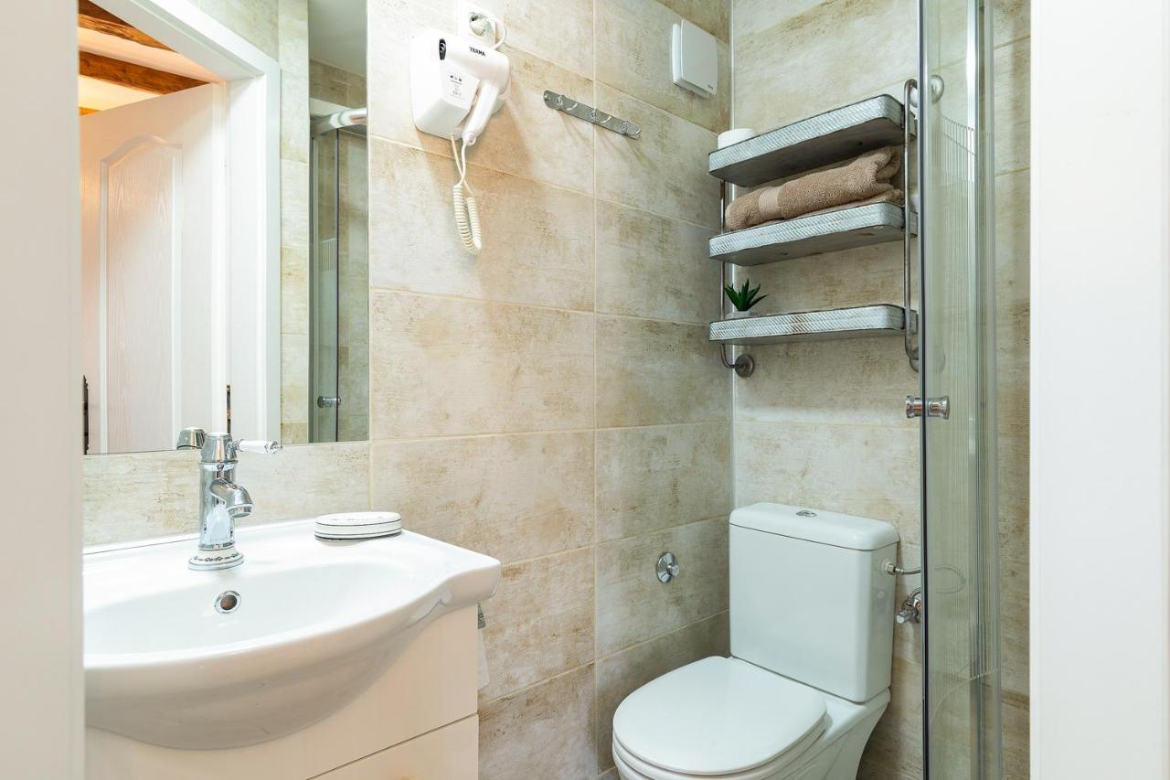 Domus Maximus Apartman Póla Kültér fotó