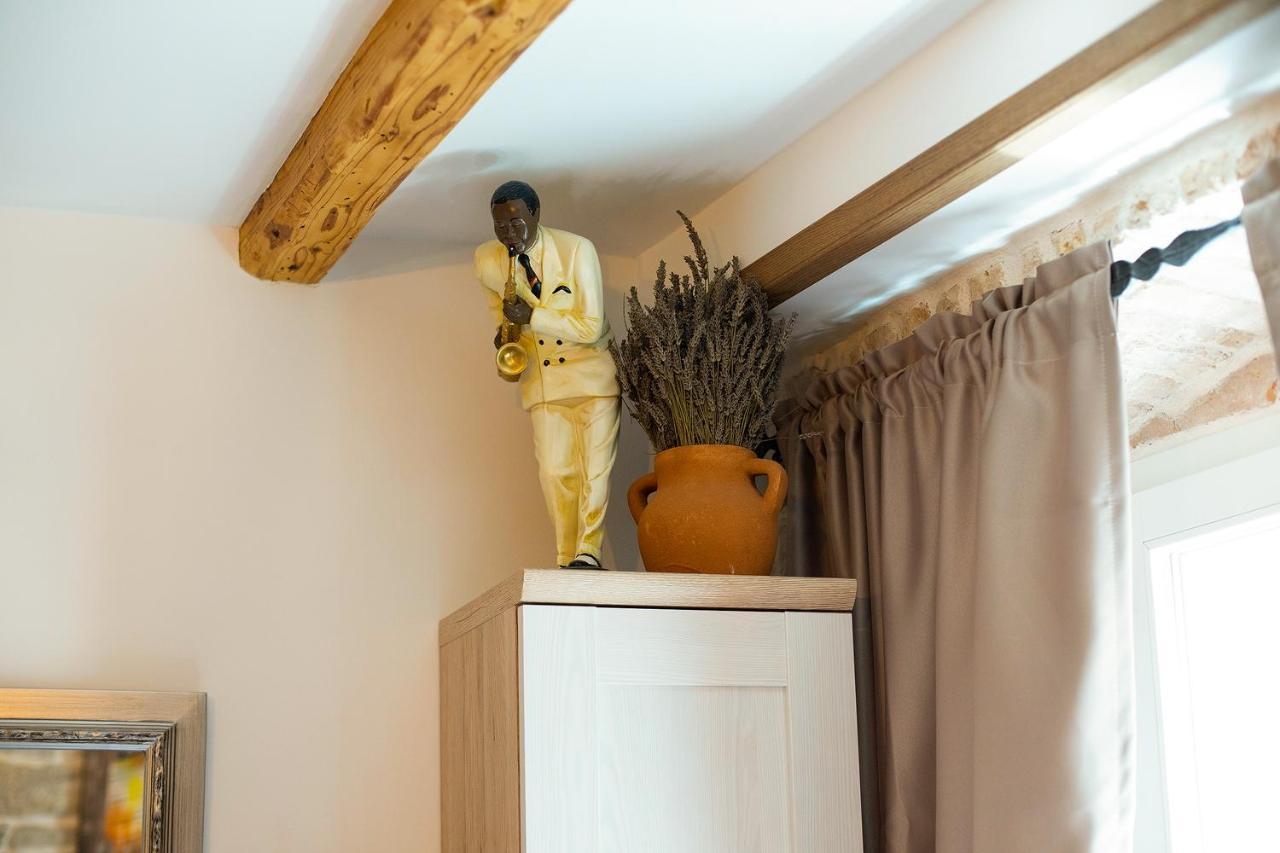 Domus Maximus Apartman Póla Kültér fotó