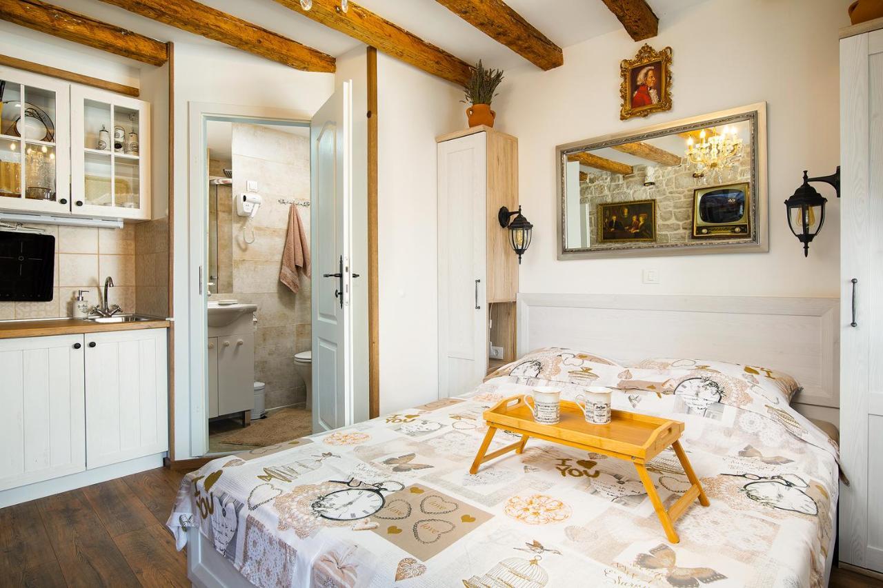 Domus Maximus Apartman Póla Kültér fotó
